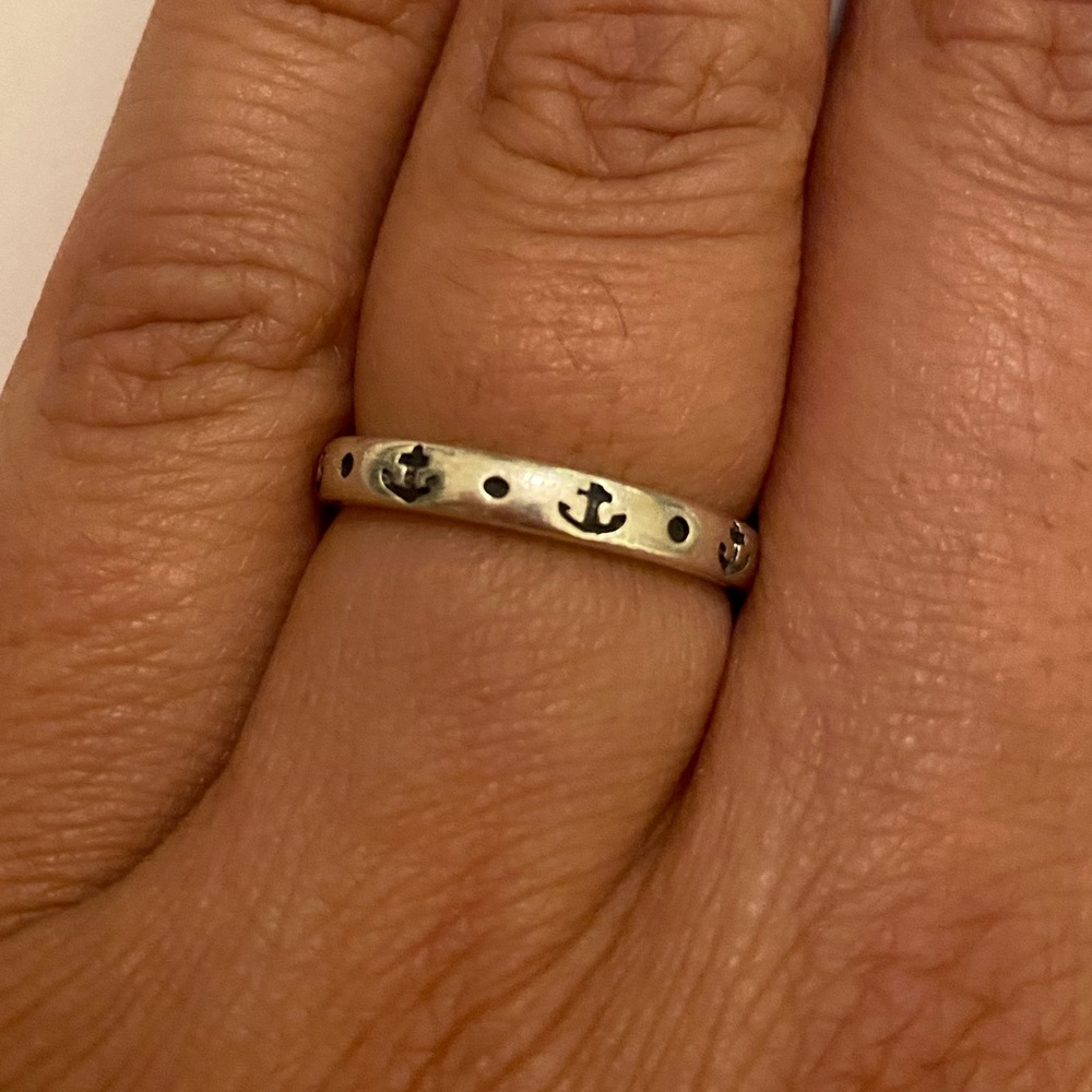 James Avery stackable anchor ring